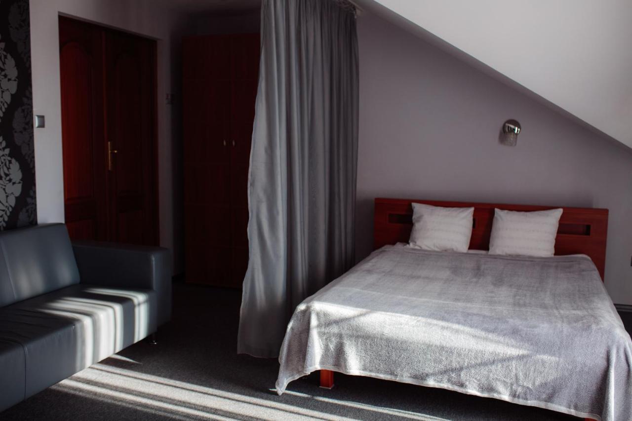 Motel Euro Lyuboml Exteriér fotografie